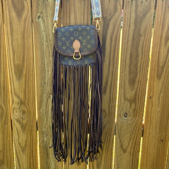 Louis Vuitton Handbags - Vintage Louis Vuitton Saint Cloud MM Fringed